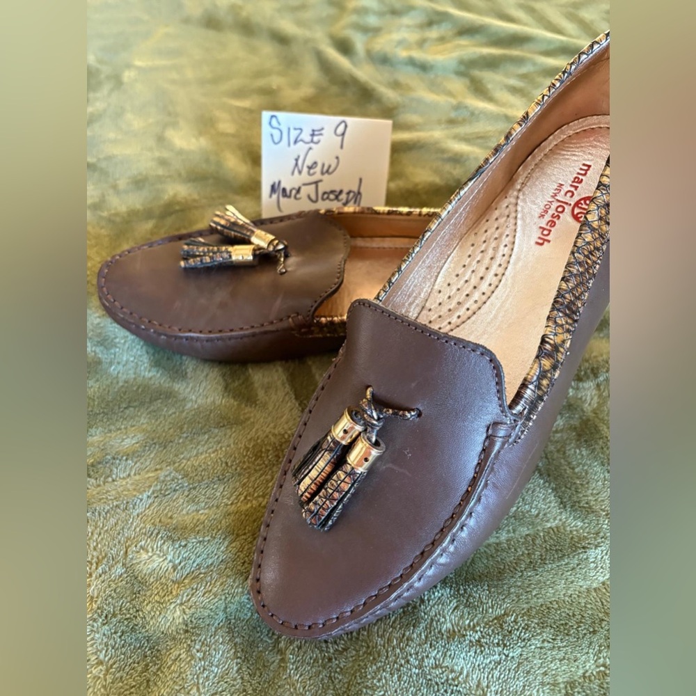 NWT Marc Joseph
Women's loafers shoes size 9